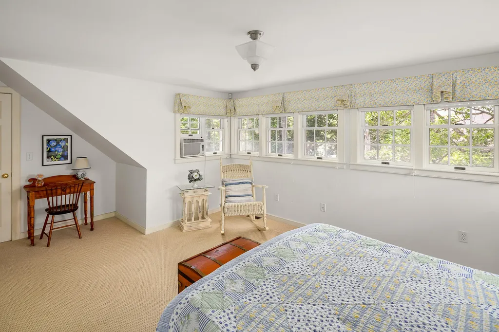 195 Beauchamp Point Road Rockport ME 04856