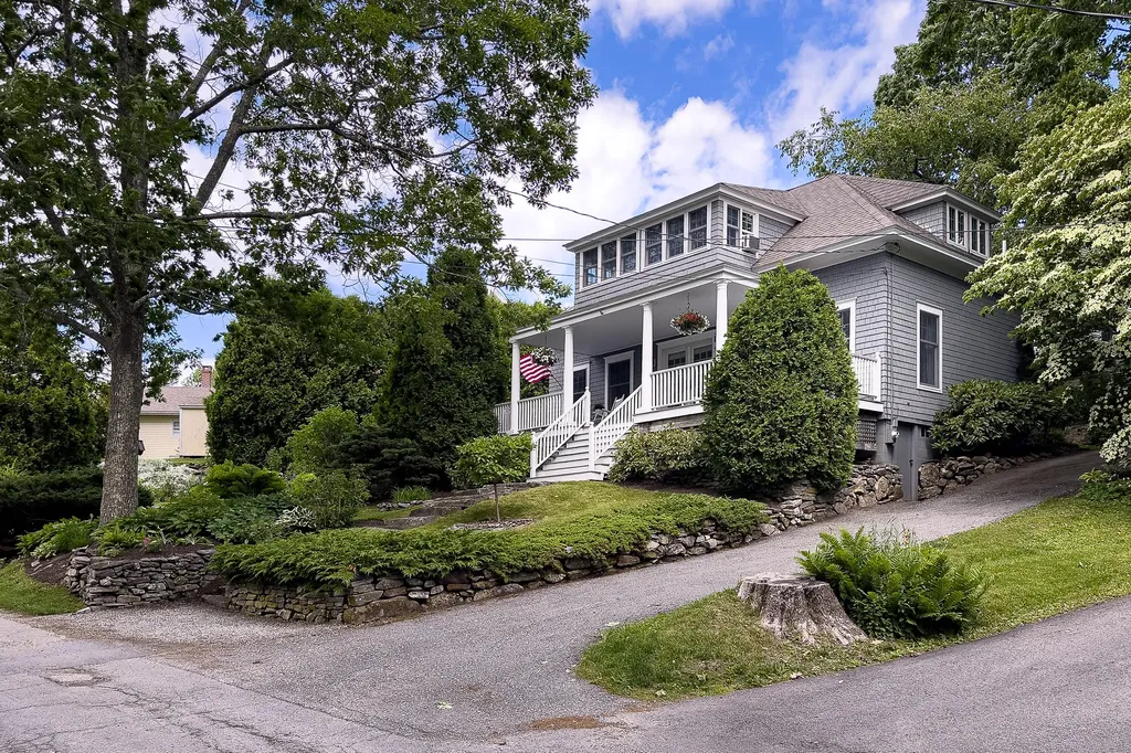 195 Beauchamp Point Road Rockport ME 04856