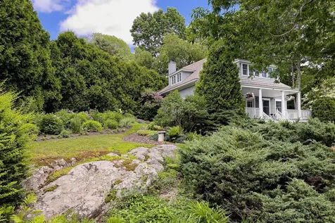 195 Beauchamp Point Road Rockport ME 04856