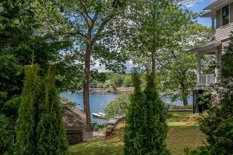 195 Beauchamp Point Road Rockport ME 04856
