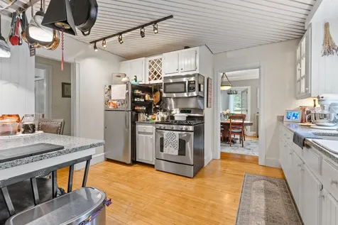 31 Bates Street Portland ME 04103