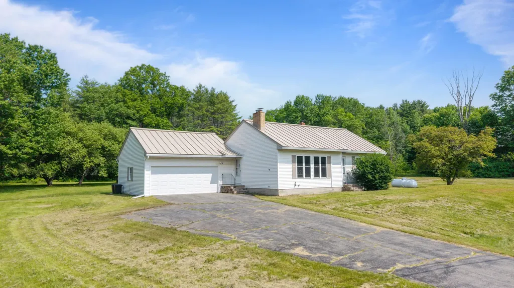 28 N Main Street Burnham ME 04922