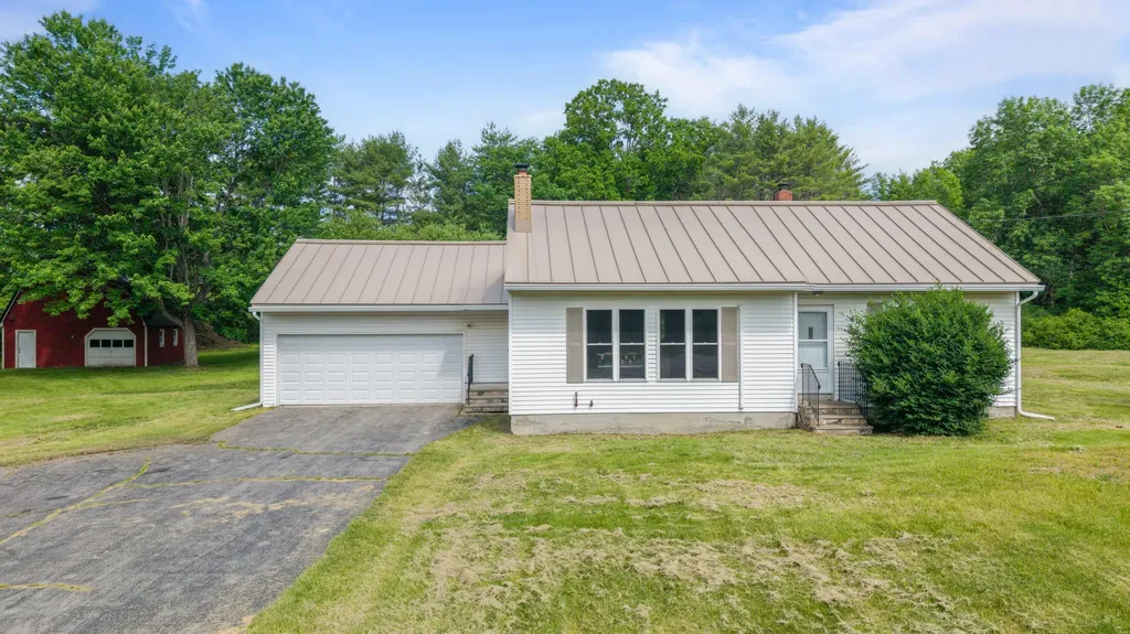 28 N Main Street Burnham ME 04922