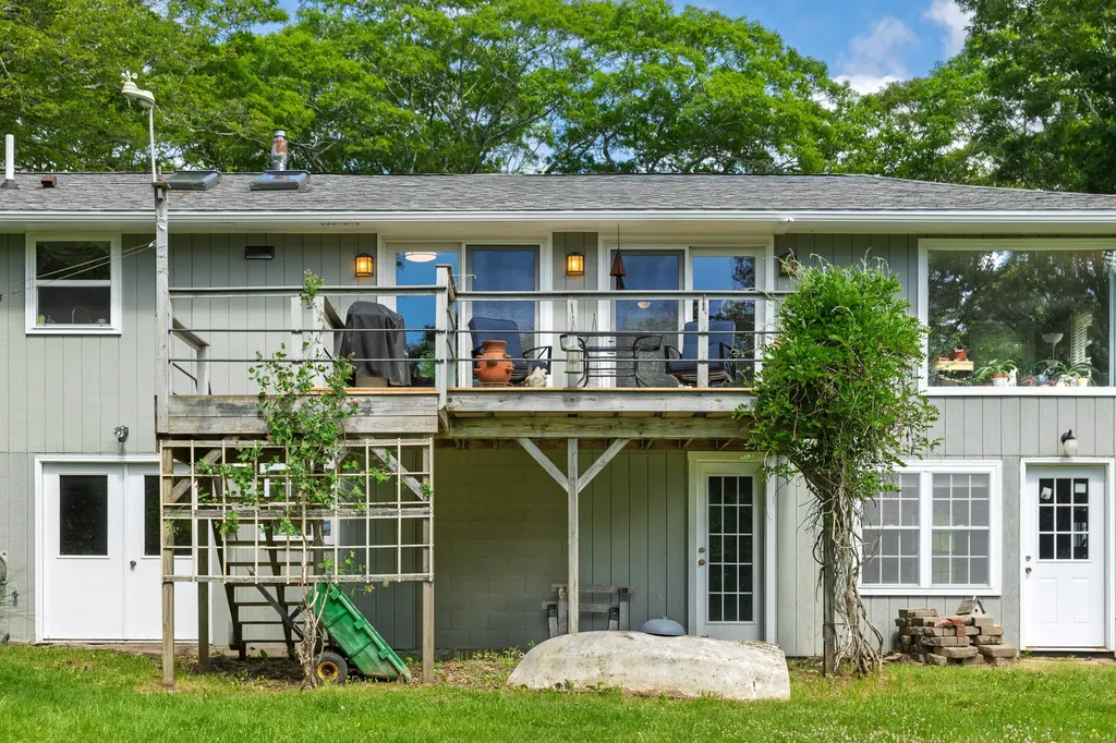 766 Pleasant Point Road Cushing ME 04563