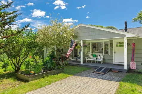 766 Pleasant Point Road Cushing ME 04563