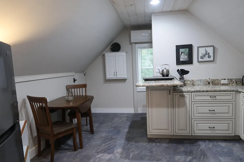 16 Lovejoy Lane Readfield ME 04355