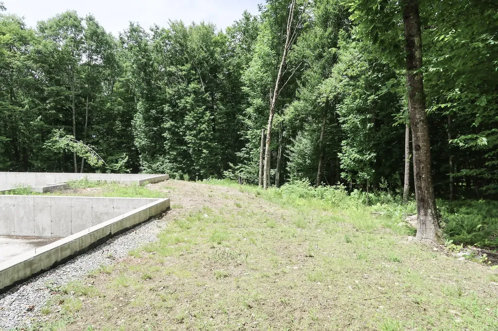 16 Lovejoy Lane Readfield ME 04355