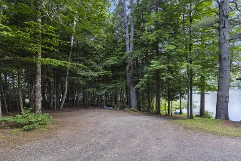 16 Lovejoy Lane Readfield ME 04355