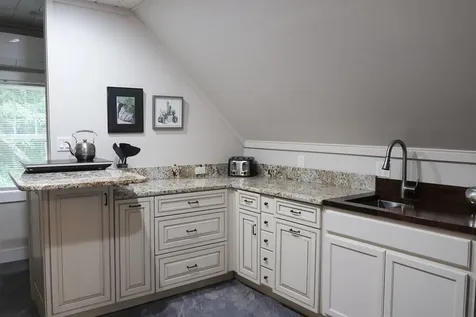 16 Lovejoy Lane Readfield ME 04355