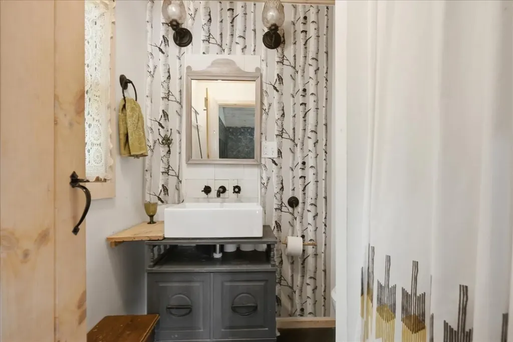 22 Woodland Road Winthrop ME 04364