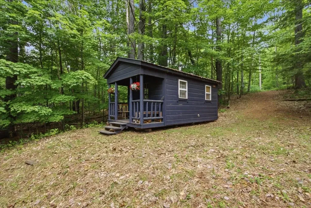 22 Woodland Road Winthrop ME 04364