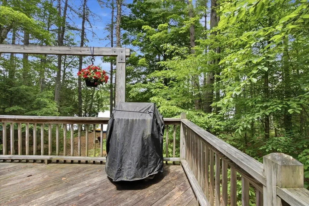 22 Woodland Road Winthrop ME 04364