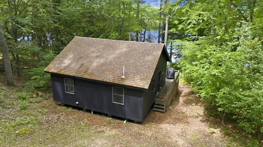 22 Woodland Road Winthrop ME 04364
