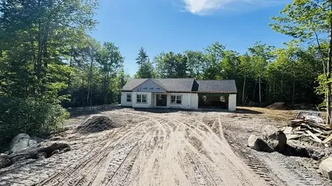 48 Jessica Way Poland ME 04274