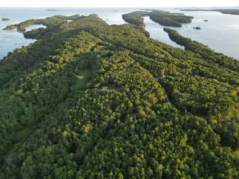 11 Orion Point Way Harpswell ME 04079