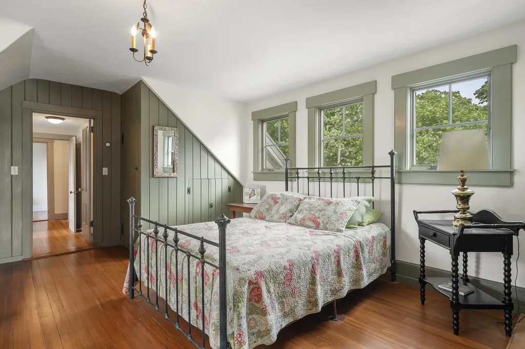 19 Water Street Damariscotta ME 04543