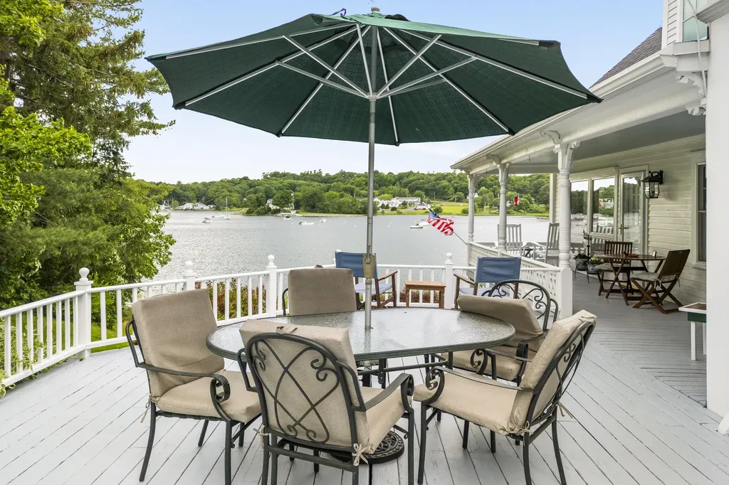 19 Water Street Damariscotta ME 04543