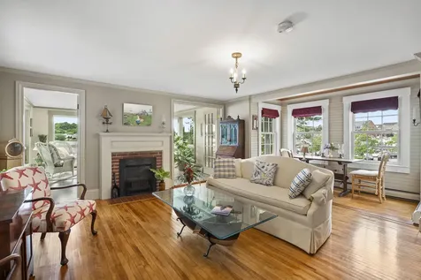 19 Water Street Damariscotta ME 04543