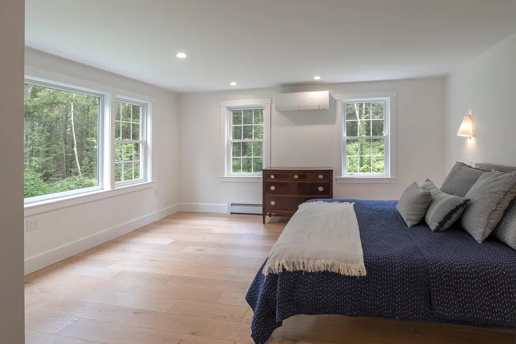 8 Fox Hill Road Cape Elizabeth ME 04107