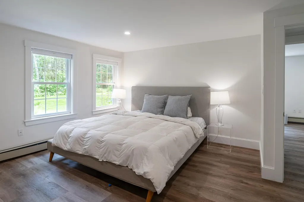 8 Fox Hill Road Cape Elizabeth ME 04107
