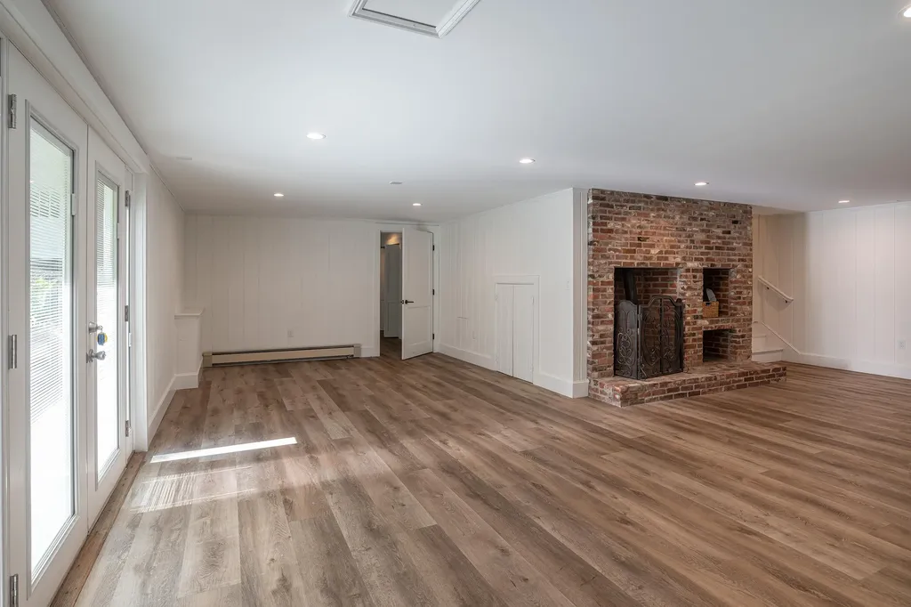 8 Fox Hill Road Cape Elizabeth ME 04107