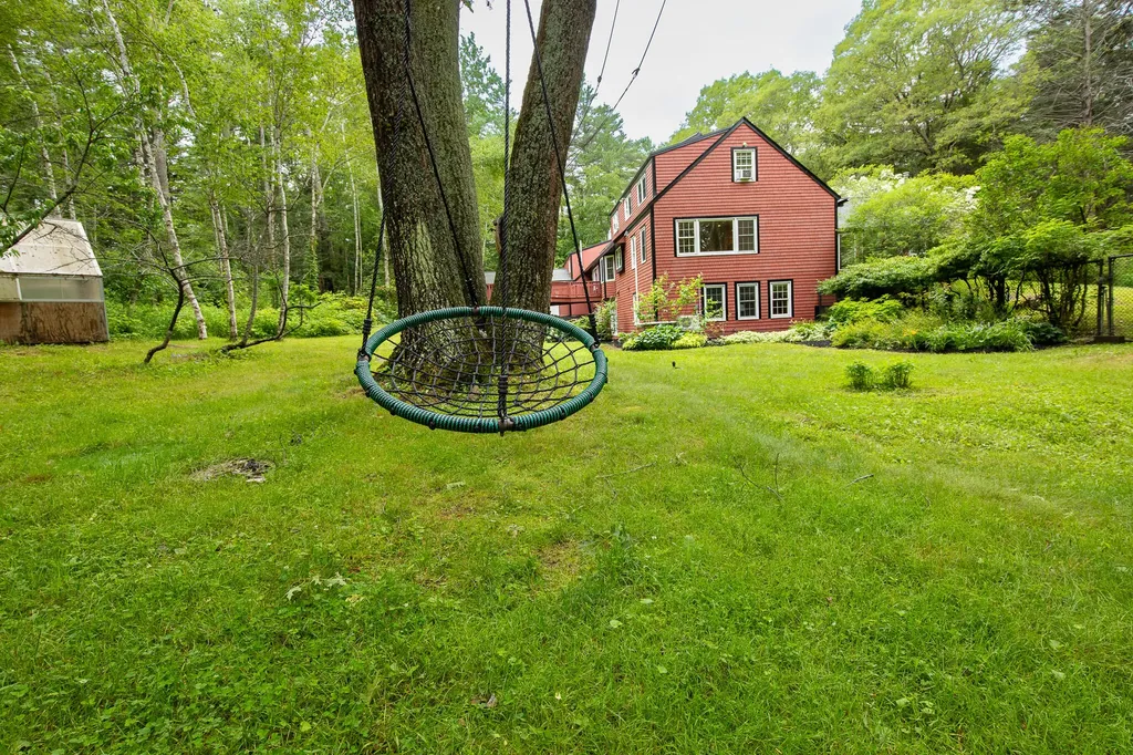 8 Fox Hill Road Cape Elizabeth ME 04107