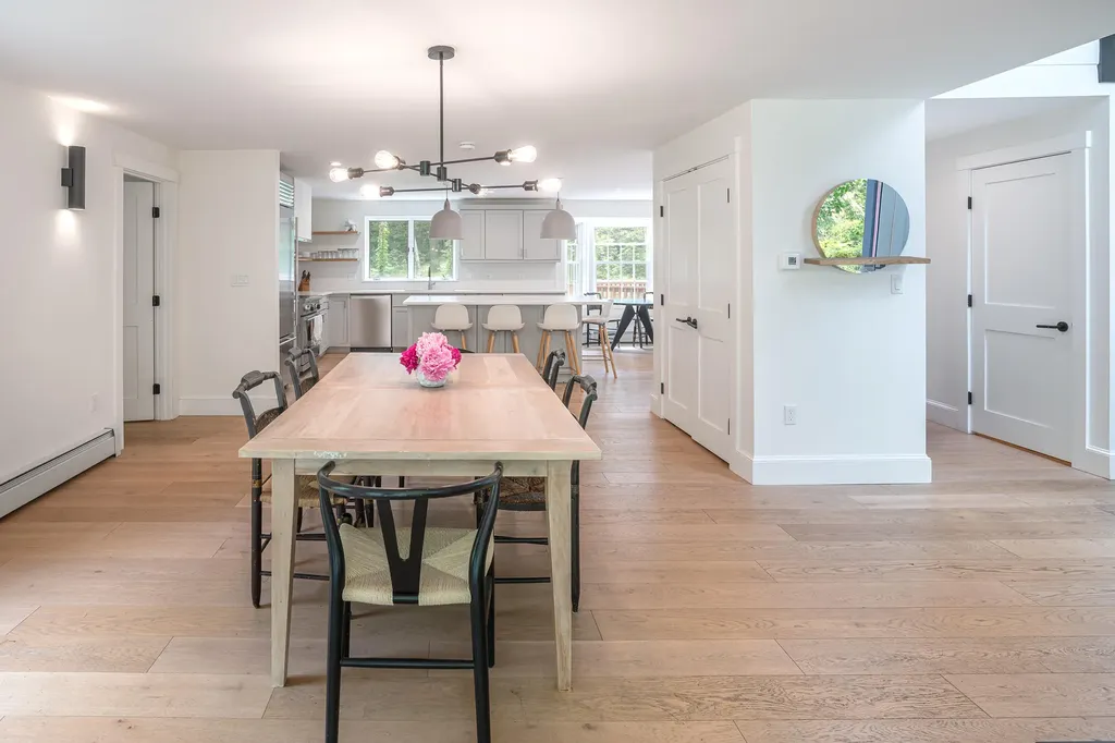 8 Fox Hill Road Cape Elizabeth ME 04107