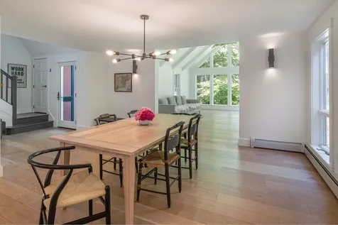 8 Fox Hill Road Cape Elizabeth ME 04107