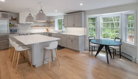 8 Fox Hill Road Cape Elizabeth ME 04107