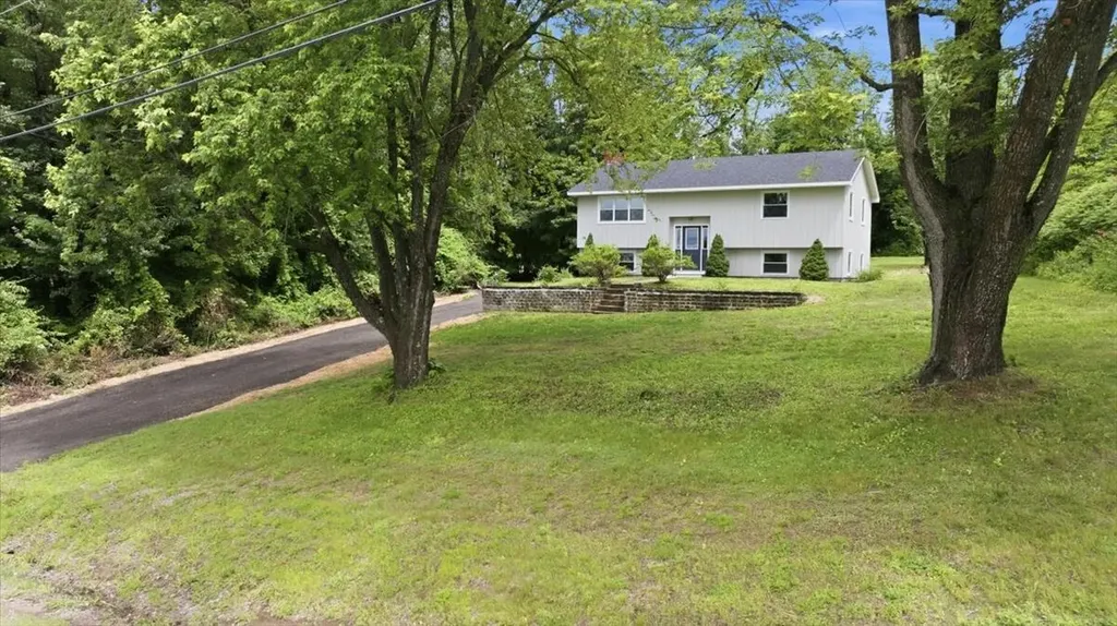 79 Marston Hill Road Auburn ME 04210