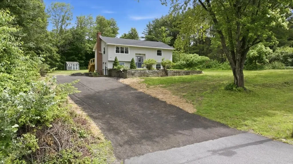 79 Marston Hill Road Auburn ME 04210