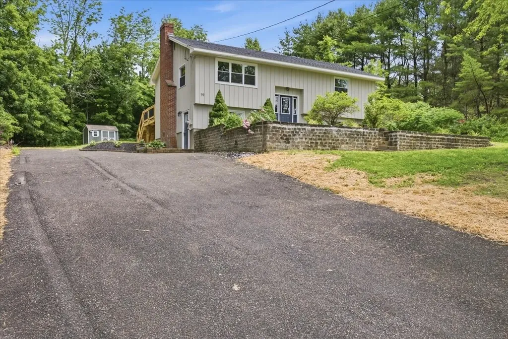 79 Marston Hill Road Auburn ME 04210