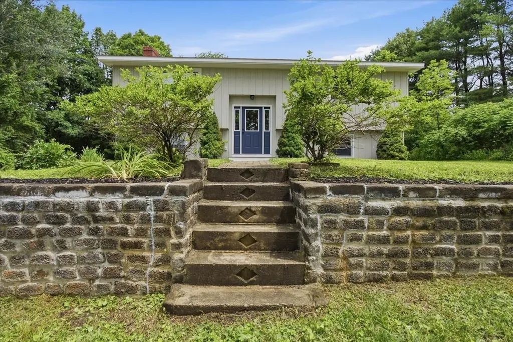 79 Marston Hill Road Auburn ME 04210