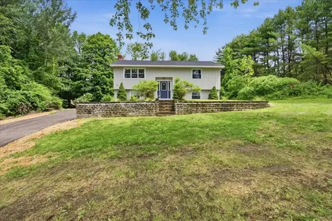 79 Marston Hill Road Auburn ME 04210