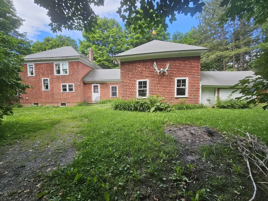 32 Willow Street Patten ME 04765