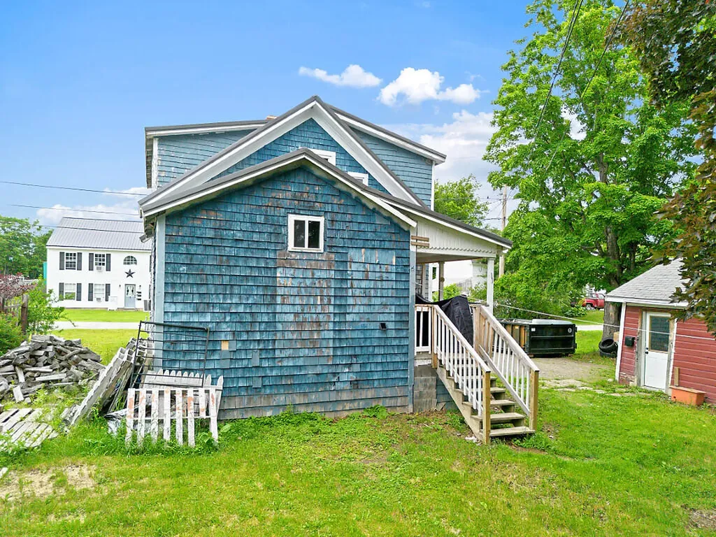 110 Noble Court Pittsfield ME 04967