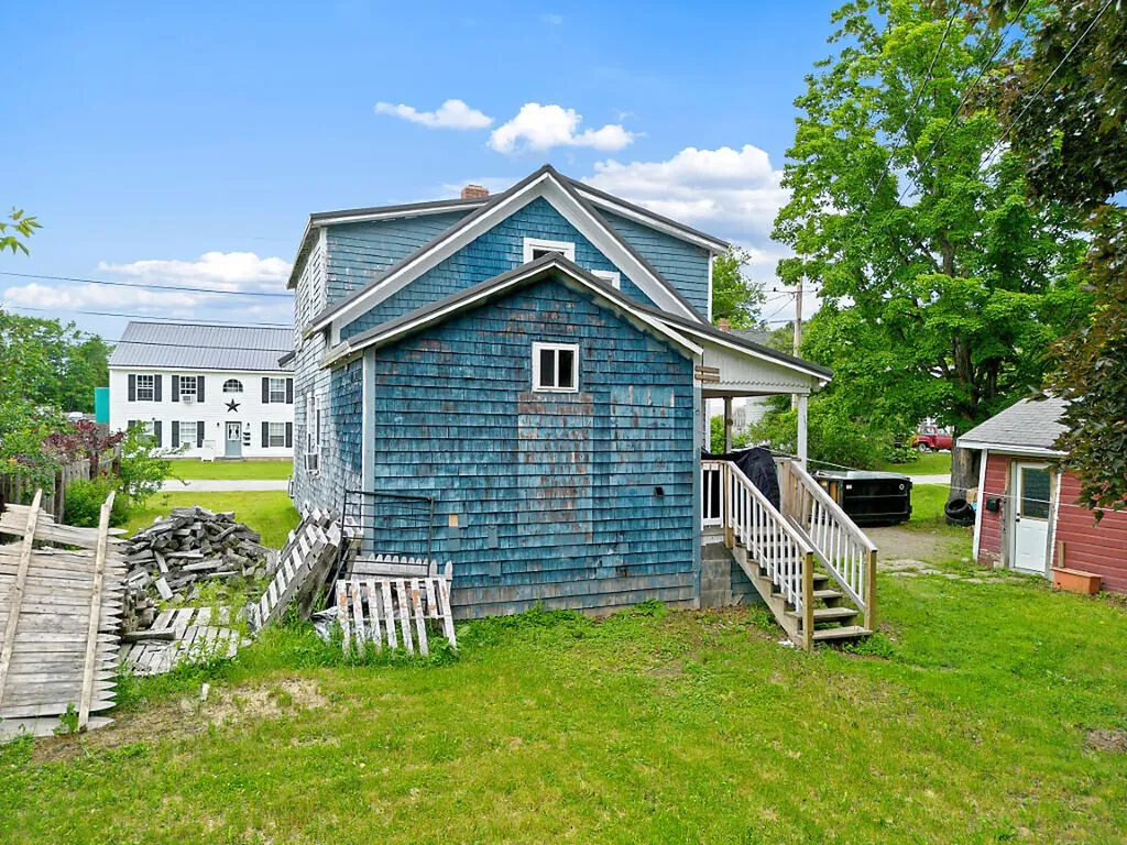 110 Noble Court Pittsfield ME 04967