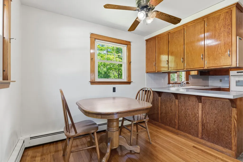 12 Dana Avenue Kittery ME 03904