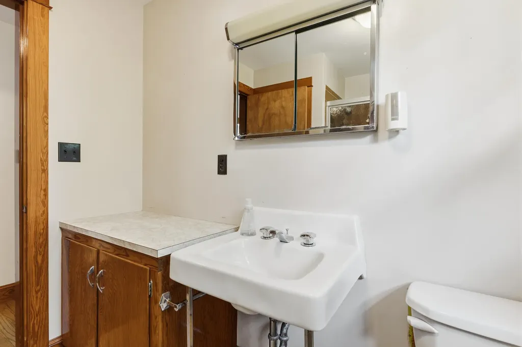12 Dana Avenue Kittery ME 03904