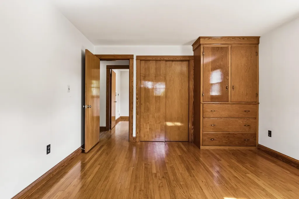 12 Dana Avenue Kittery ME 03904
