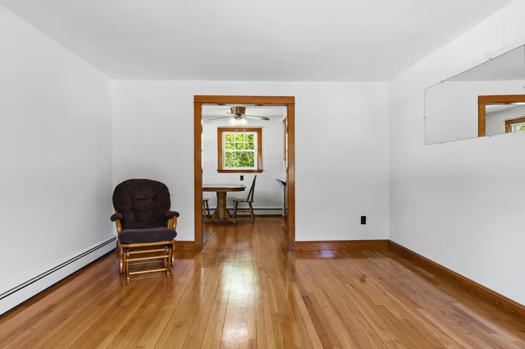 12 Dana Avenue Kittery ME 03904