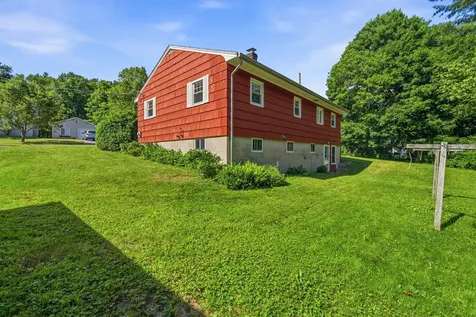 12 Dana Avenue Kittery ME 03904