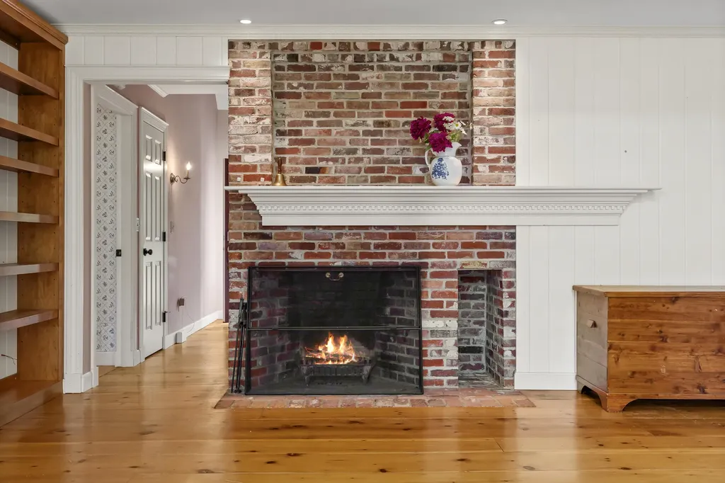 21 Townley Drive Damariscotta ME 04543