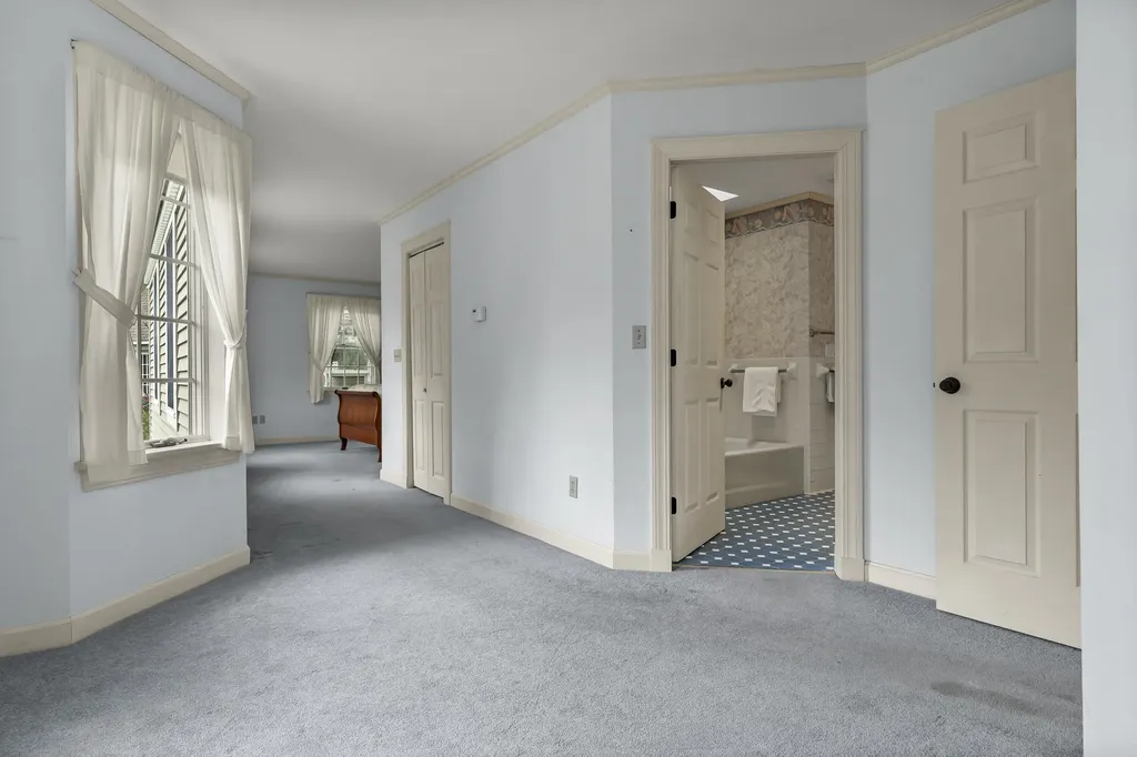 21 Townley Drive Damariscotta ME 04543