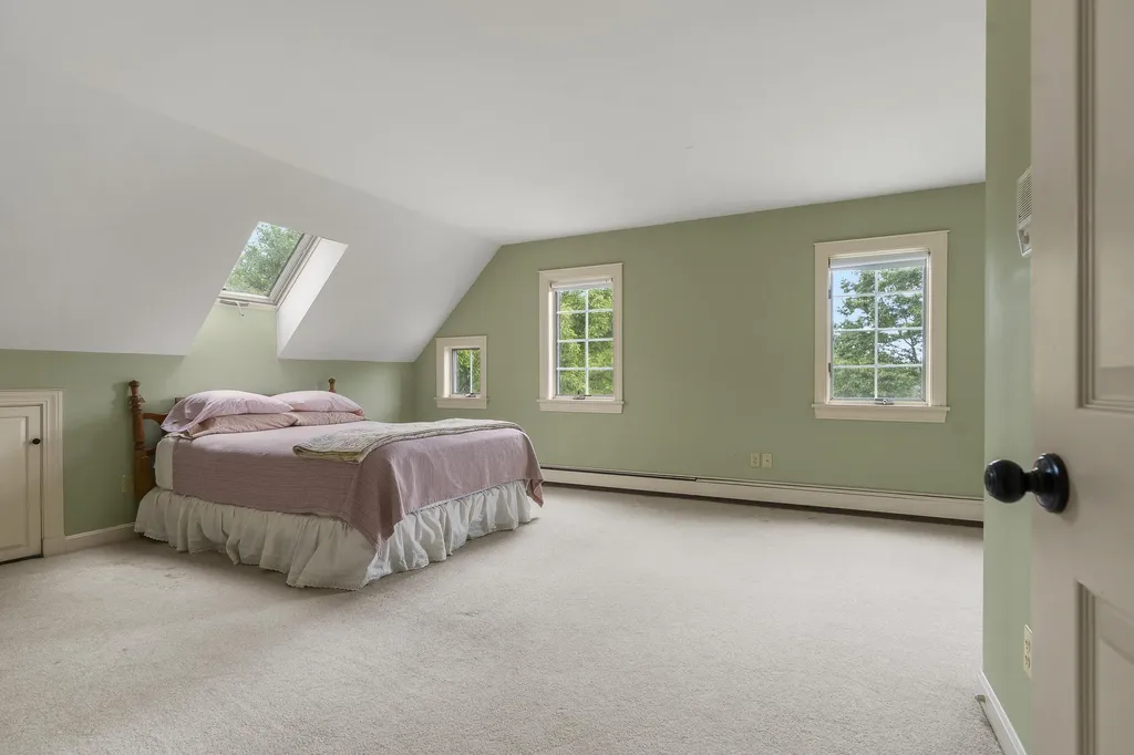 21 Townley Drive Damariscotta ME 04543