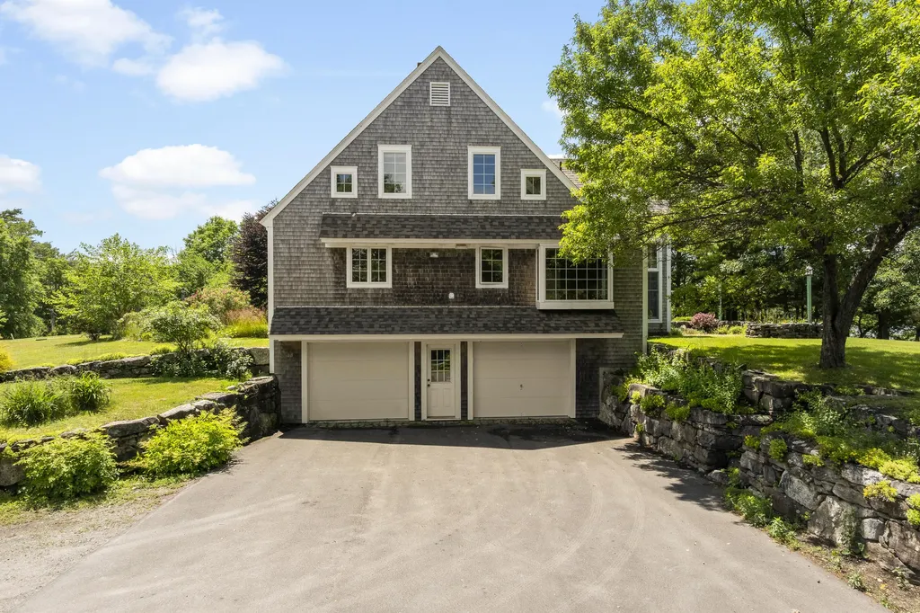 21 Townley Drive Damariscotta ME 04543