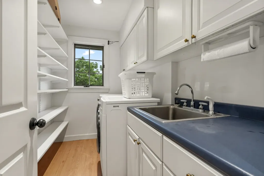 21 Townley Drive Damariscotta ME 04543