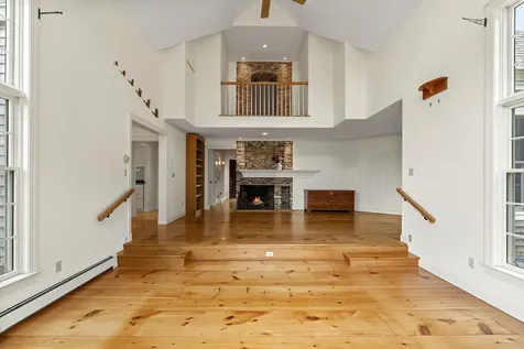 21 Townley Drive Damariscotta ME 04543