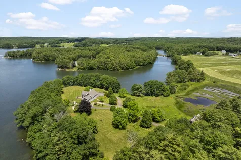 21 Townley Drive Damariscotta ME 04543