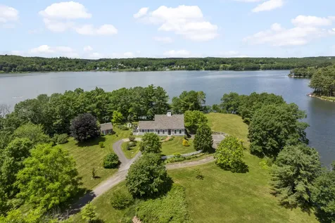 21 Townley Drive Damariscotta ME 04543
